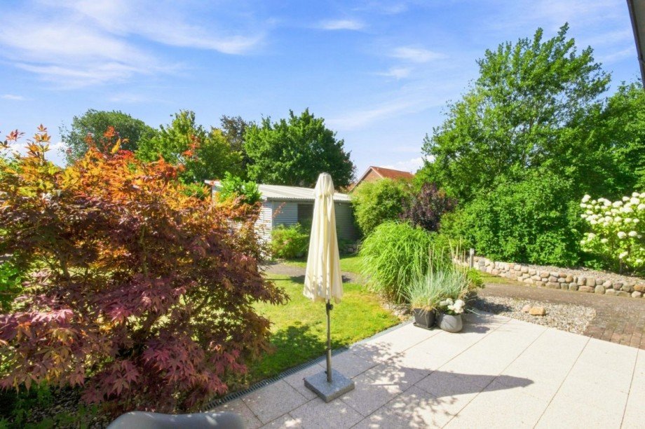 Terrasse mit Gartenblick Doppelhaush�lfte Reinfeld