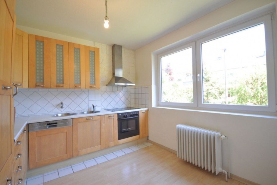 Große Einbauküche mit Essplatz Reihenmittelhaus Hamburg