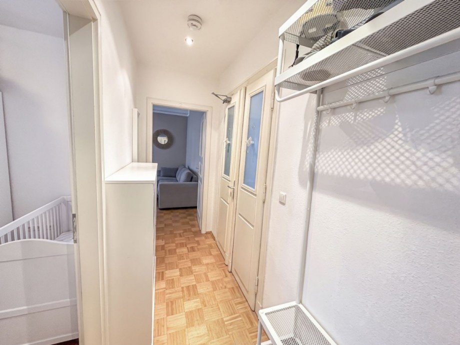 Wohnungseingang mit Flur Etagenwohnung Leipzig