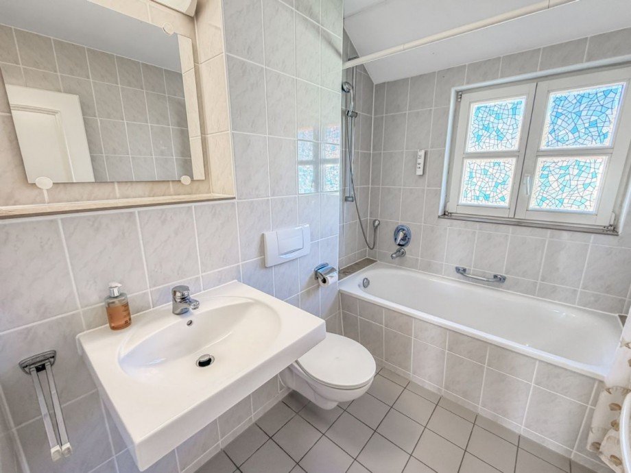 Vollbad im DG Maisonettewohnung Dranske