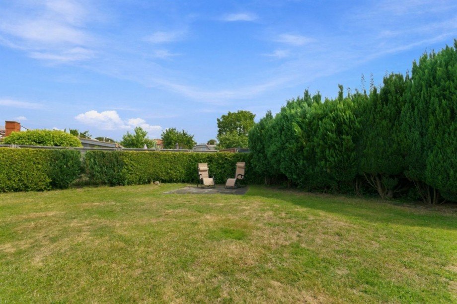 Freisitz im Garten Einfamilienhaus Dassow