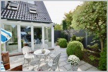 Französiches Flair im Vorgarten VERKAUFT! TOP-MODERNISIERTER GARTENTRAUM SUCHT NEUE FAMILIE