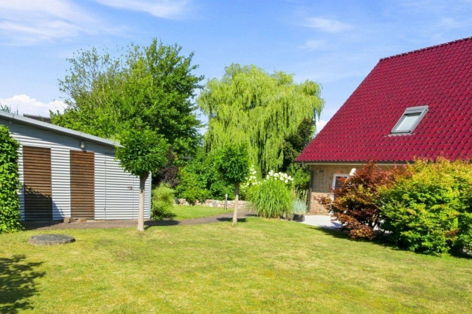 Herrlich offener Garten Doppelhaush�lfte Reinfeld