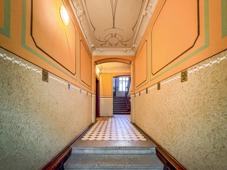 Repräsentativer Eingangsbereich Etagenwohnung Leipzig