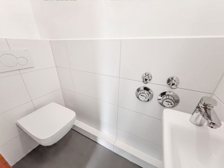 Renoviertes Gäste-WC Penthousewohnung Hamburg