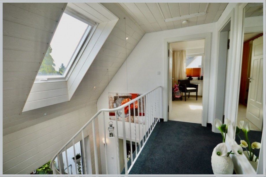 Helle Galerie im OG mit Luftraum Einfamilienhaus Lübeck