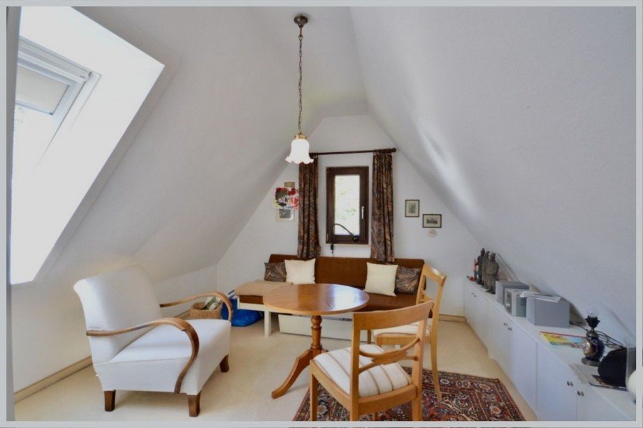 Gemütliches Gästezimmer bzw. Büro Dachgeschosswohnung Hamburg-Fuhlsbüttel