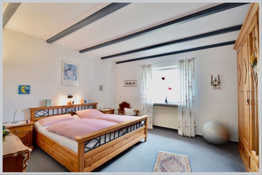 Großes Schlafzimmer mit viel Platz Bungalow Klein Wesenberg
