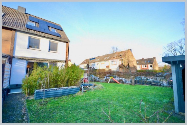 Erfolgreich im Mandantenauftrag verkauft! Norderstedt - Harksheide Reihenendhaus VERKAUFT! MODERNISIERTES FAMILIENDOMIZIL IN NÄHE DES STADTPARKS