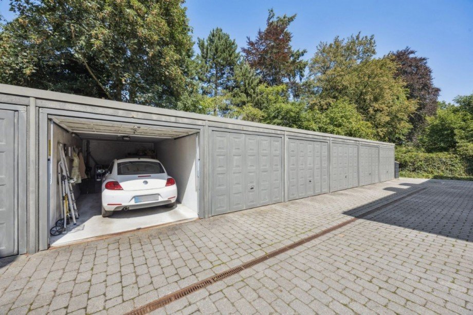Garagenanlage mit nachhaltigem Gründach Etagenwohnung Ahrensburg