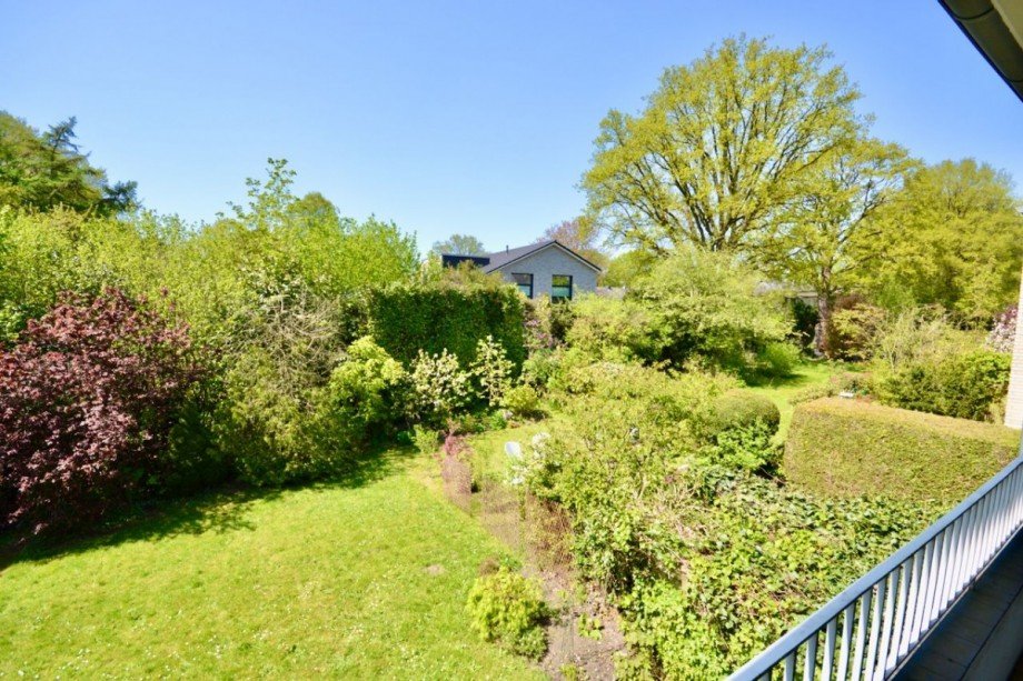 Blick vom Balkon im OG nach rechts Reihenmittelhaus Hamburg