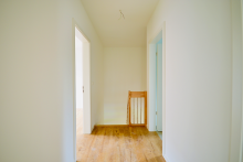 Treppe im DG_HN 22b VERMIETET! ERSTBEZUG IM KFW-EFFIZIENZHAUS 40: GROßER GARTEN TRIFFT GERINGE NEBENKOSTEN