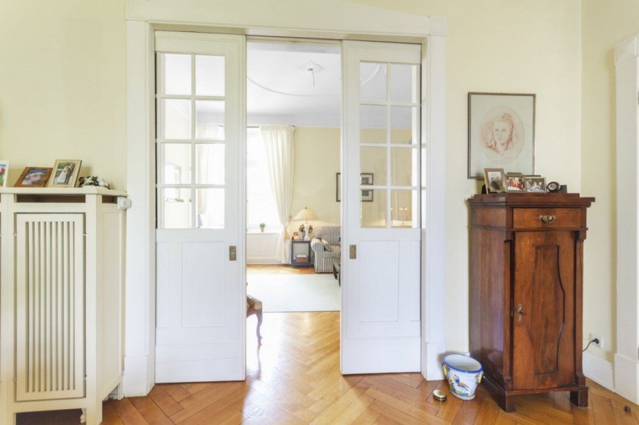 Kassettentür zum Büro Etagenwohnung Hamburg