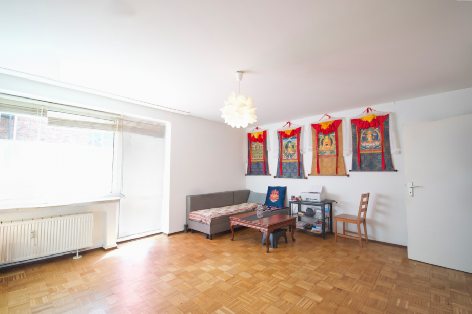 Heller Wohn-/Essbereich mit Terrassenzugang Erdgeschosswohnung Hamburg