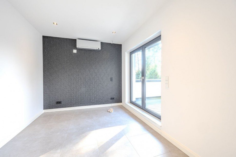Schlafzimmer mit Terrassenzugang OG Einfamilienhaus Ammersbek