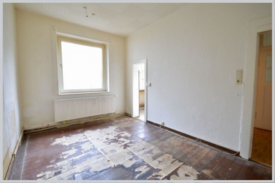 Perfekte Wohnküche (ehem. Esszimmer) mit Loggia-Zugang Erdgeschosswohnung Hannover