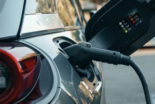 Ladestationen für PKW vorhanden Reihenendhaus Dranske