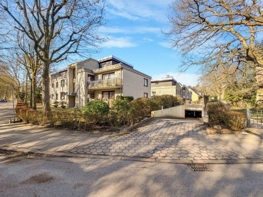 Stassenansicht der Wohnanlage Penthousewohnung Hamburg