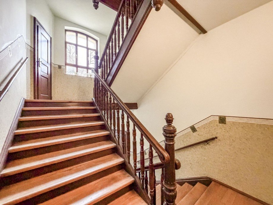 Gepflegtes Treppenhaus Etagenwohnung Leipzig