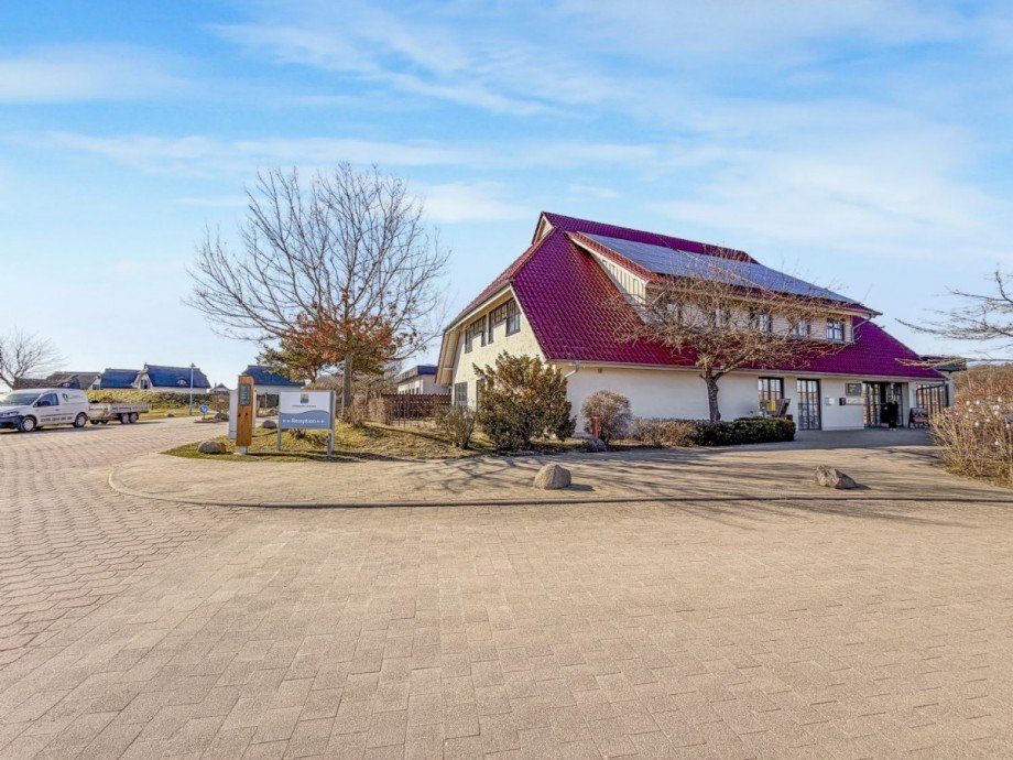 Rezeption des Feriendorfes Rugana Maisonettewohnung Dranske