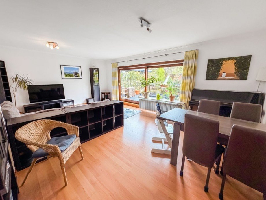 Wohnzimmer mit Terrassenzugang Penthousewohnung Hamburg