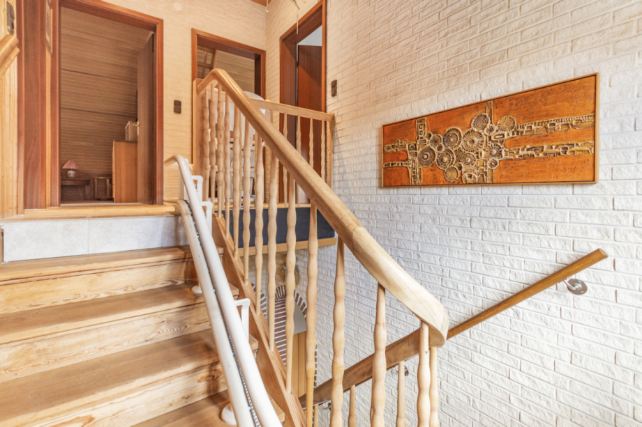 Treppe zur Galerie im DG Einfamilienhaus Großhansdorf