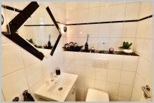 Modernes Gäste-WC im EG VERKAUFT! TOP-MODERNISIERTER GARTENTRAUM SUCHT NEUE FAMILIE