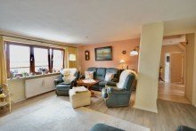 Helles Wohnzimmer im OG VERKAUFT! STADTREFUGIUM FÜR INDIVIDUALISTEN & KREATIVE
