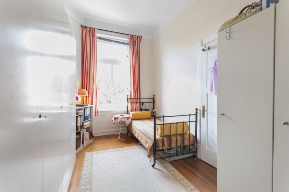 Kinderzimmer zum Innenhof Etagenwohnung Hamburg