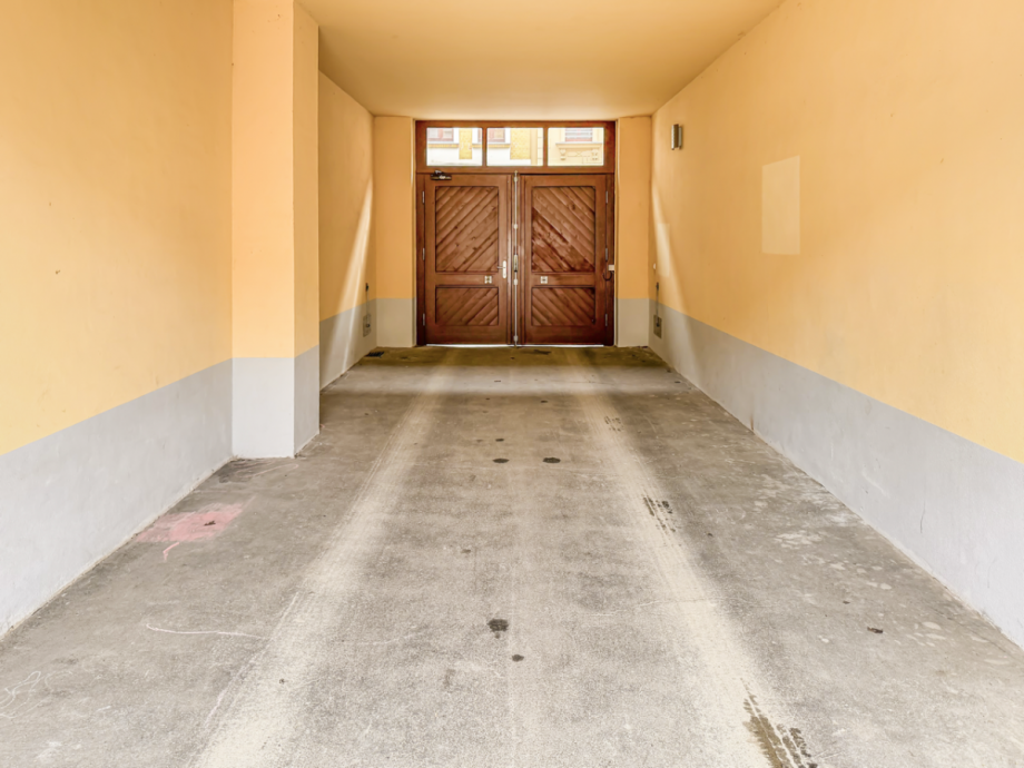 Tordurchfahrt zur Straße Erdgeschosswohnung Leipzig