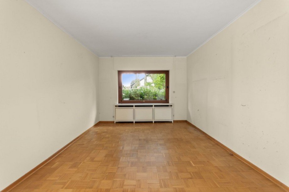 Büro- od. Essbereich im Wohnzimmer Einfamilienhaus Großhansdorf