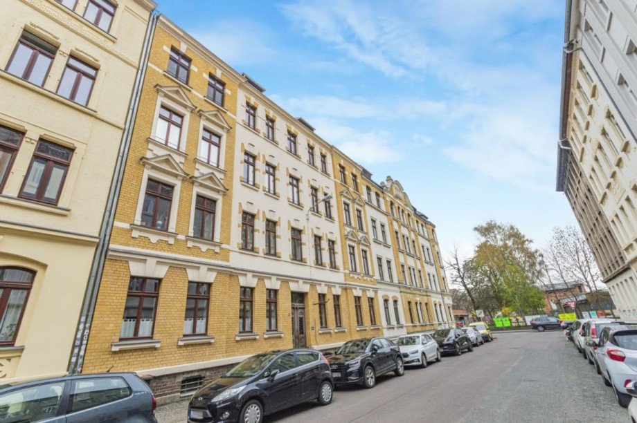Straßenansicht von links-2 Etagenwohnung Leipzig
