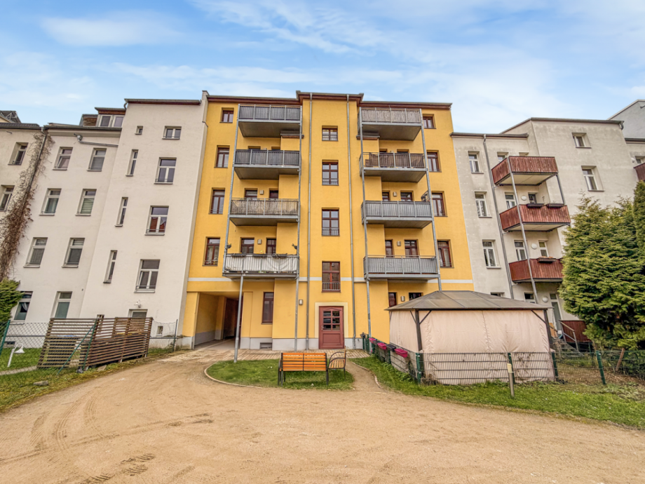 Gartenansicht mit Stellplatzanlage Erdgeschosswohnung Leipzig