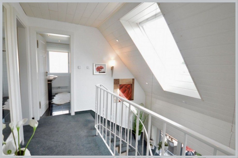Galerie zum Bad im OG Einfamilienhaus Lübeck