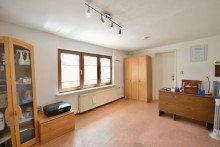 Arbeits- bzw. Wohnzimmer - Zugang zum Haupthaus VERKAUFT! STADTREFUGIUM FÜR INDIVIDUALISTEN & KREATIVE
