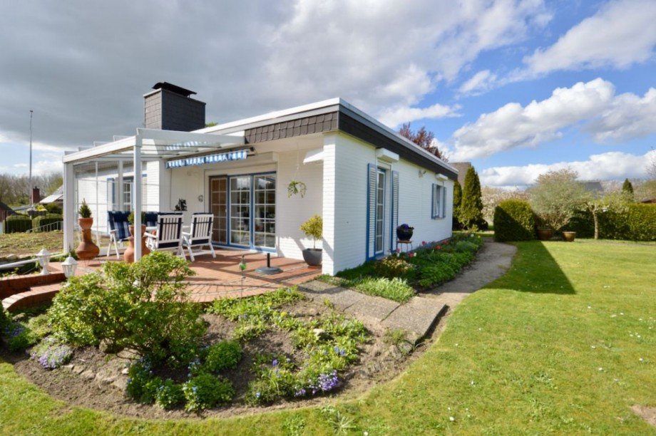 Top-gepflegte Außenanlagen - 1 Bungalow Klein Wesenberg