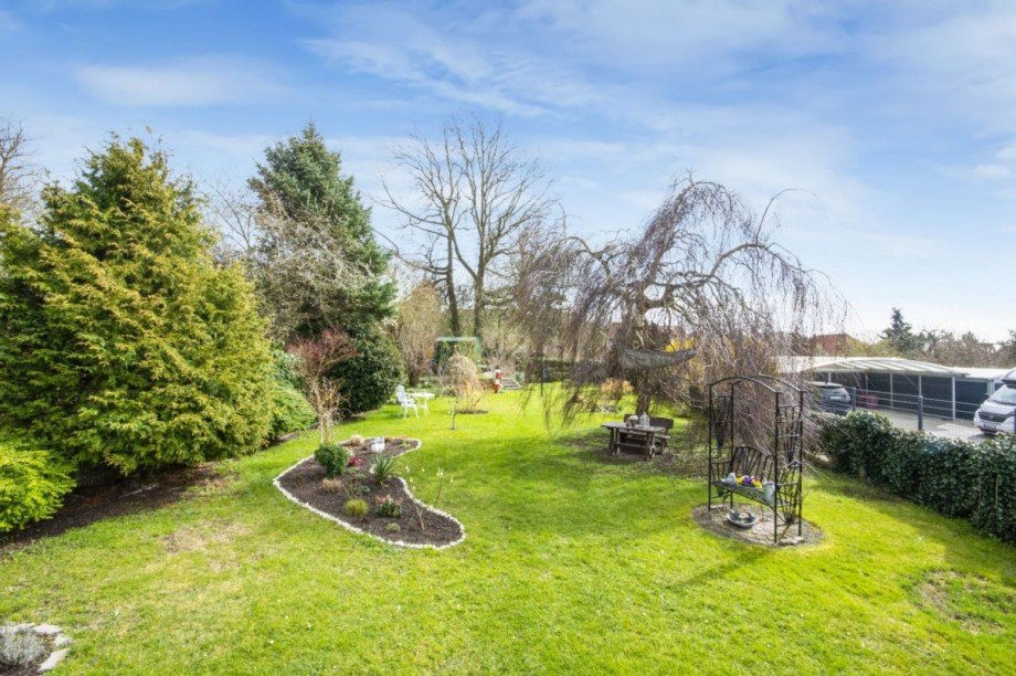 Parkähnlich angelegter Garten Einfamilienhaus Dassow