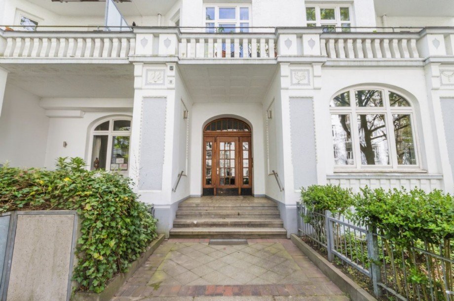 Hauseingang Nr. 1 Etagenwohnung Hamburg