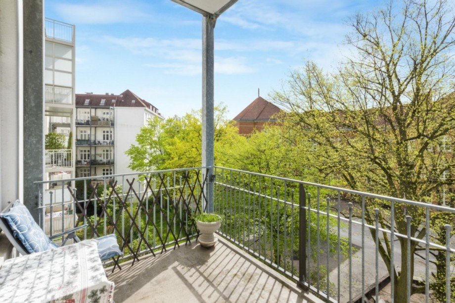 Balkon zur Gartenseite Etagenwohnung Hamburg