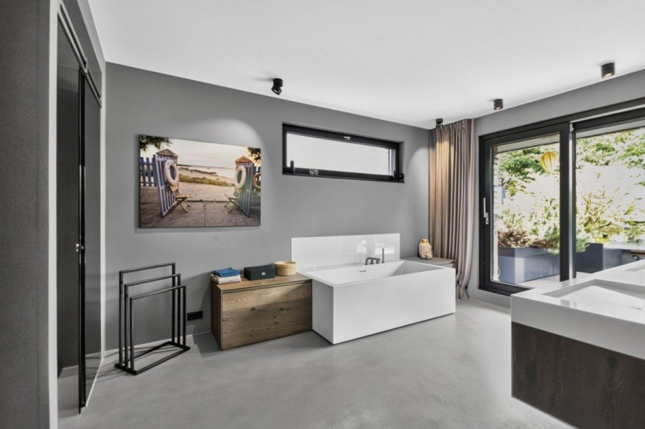 Modernes Vollbad im OG Villa Großhansdorf