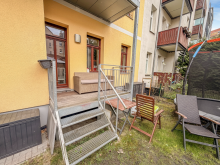 Balkon mit Gartenzugang RENDITESTARKE KAPITALANLAGE MIT GARTEN - IM REPRÄSENTATIVEN, BEREITS SANIERTEN ALTBAU IN EUTRITZSCH