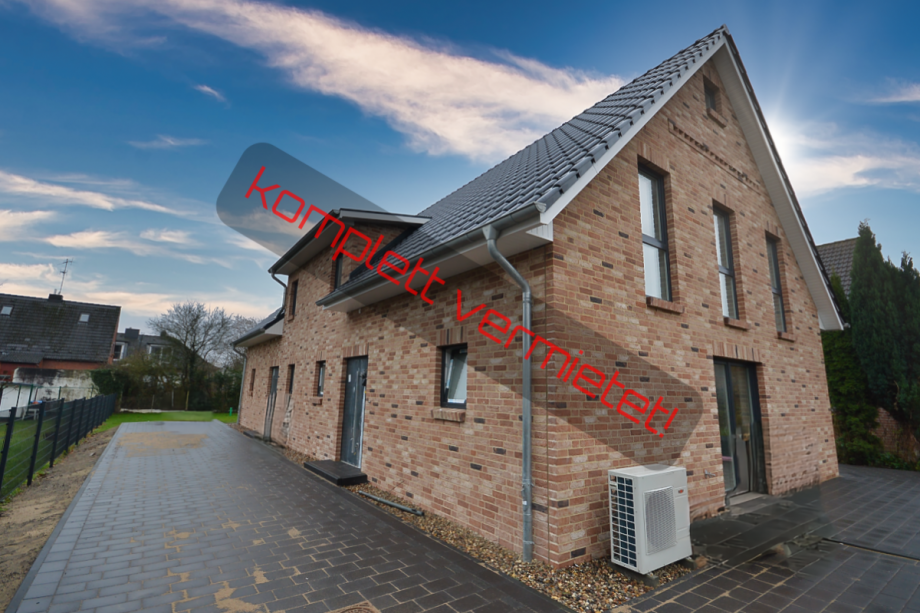 Zufahrt und Hauseingänge (2) Doppelhaush�lfte Hamburg